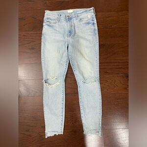 MOTHER Light Wash Distressed The Stunner Zip Ankle Step Fray Jeans 29